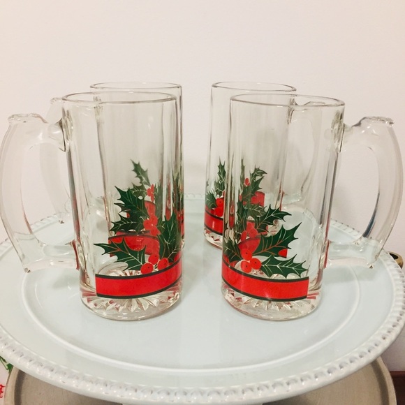 Set of 4 Holly Beer Mugs Christmas holiday vintage - Picture 1 of 6
